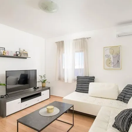 House Marlema By Istrialux Pula