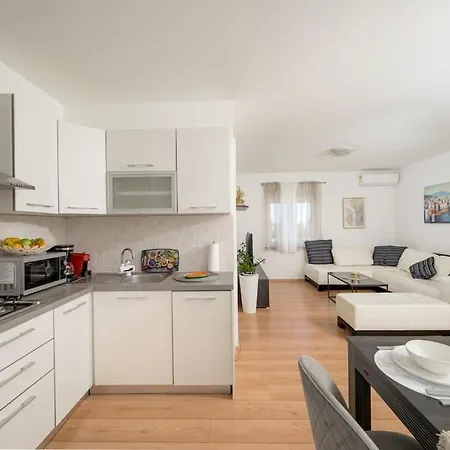 House Marlema By Istrialux Villa *