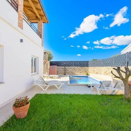 Villa House Marlema By Istrialux Pula