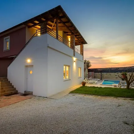 Villa House Marlema By Istrialux