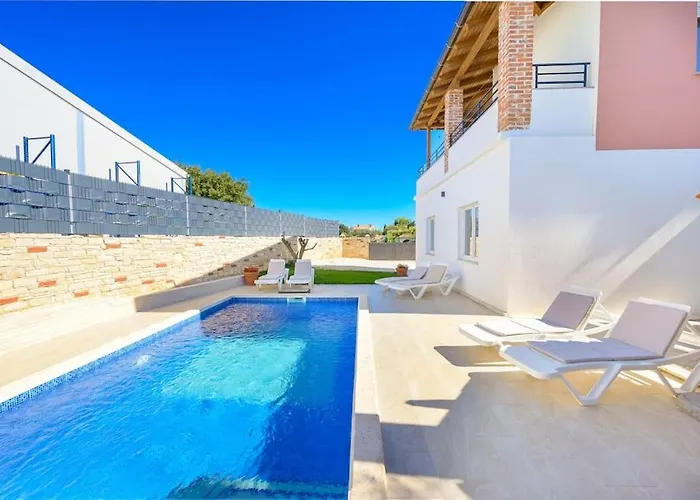 Villa House Marlema By Istrialux