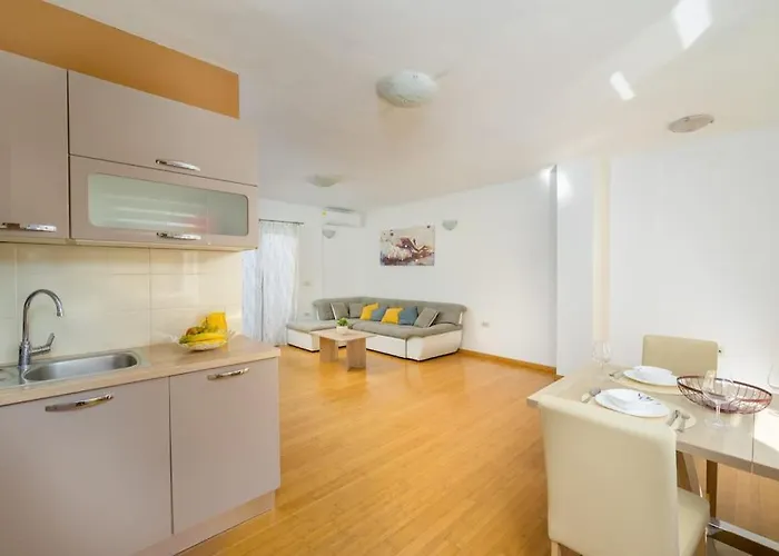 House Marlema By Istrialux Pula