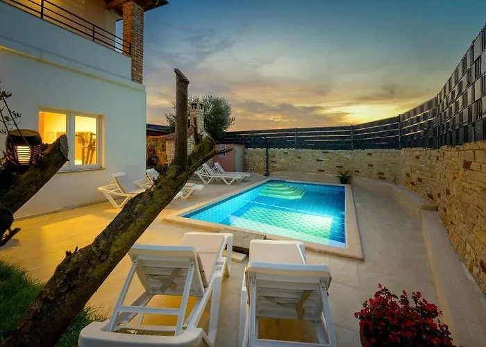 House Marlema By Istrialux Villa