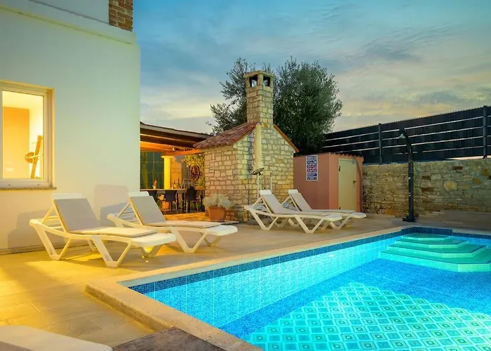 Villa House Marlema By Istrialux Pula