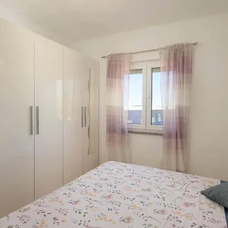 House Marlema By Istrialux * פולה