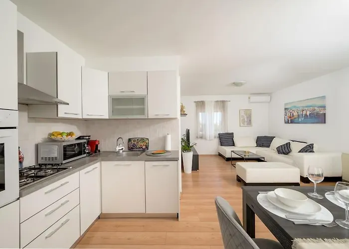 House Marlema By Istrialux Βίλα *